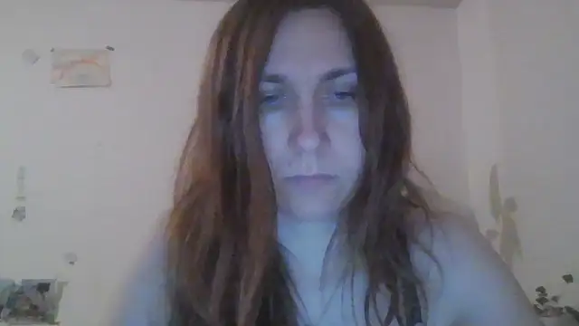 JasmineGlamour online show from November 17, 2025, 6:35 pm