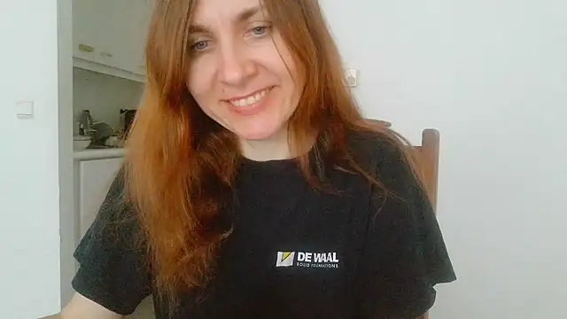 JasmineGlamour online show from March 29, 2026, 6:13 am