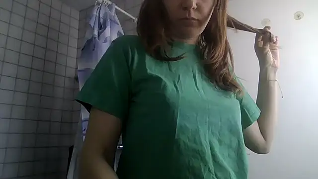 Snapshot of JasmineGlamour chatting on April 19, 2026, 3:11 pm JasmineGlamour online show from April 19, 2026, 3:11 pm