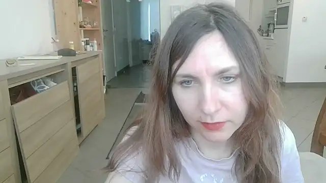 Snapshot of JasmineGlamour chatting on April 26, 2026, 5:38 am JasmineGlamour online show from April 26, 2026, 5:38 am
