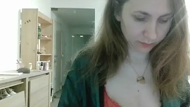 Snapshot of JasmineGlamour chatting on April 29, 2026, 2:48 am JasmineGlamour online show from April 29, 2026, 2:48 am