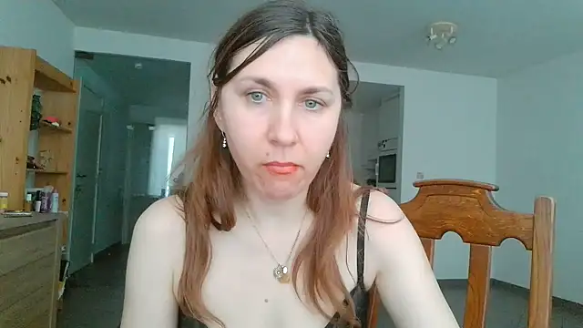 Snapshot of JasmineGlamour chatting on April 30, 2026, 6:36 pm JasmineGlamour online show from April 30, 2026, 6:36 pm