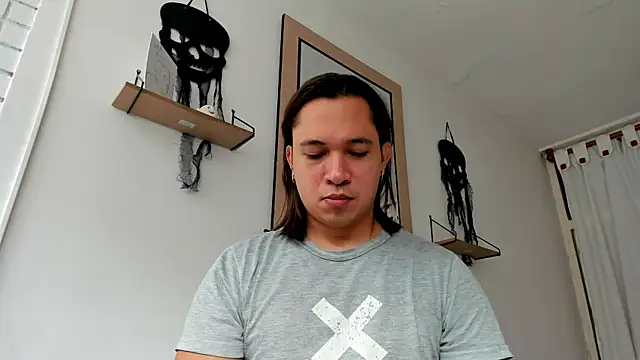 Valerioe online show from November 2, 2025, 1:13 pm