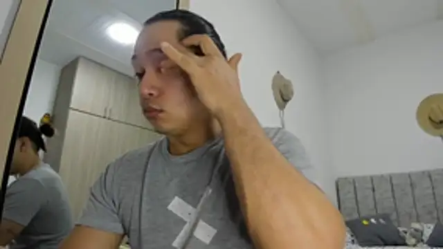 Valerioe online show from April 16, 2026, 4:52 pm