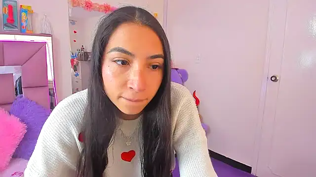 AriadnaCappelletty online show from May 13, 2026, 3:42 pm