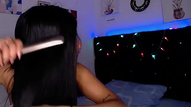 floweer  online show from February 4, 2025, 3:15 pm