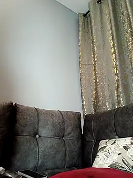 kinkybeby online show from December 20, 2025, 3:19 pm