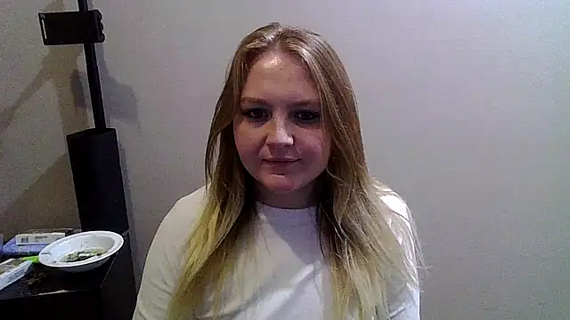 PhatAssBlond online show from December 16, 2024, 12:04 am