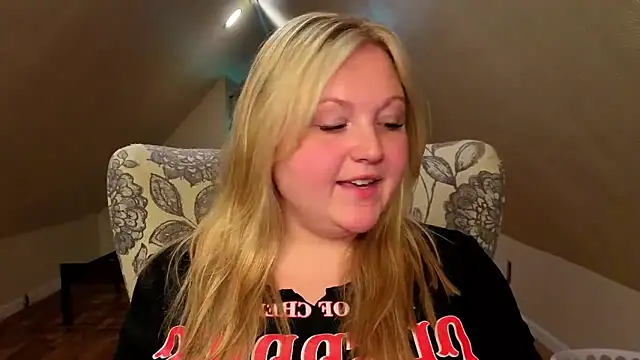 PhatAssBlond online show from May 12, 2026, 9:23 pm