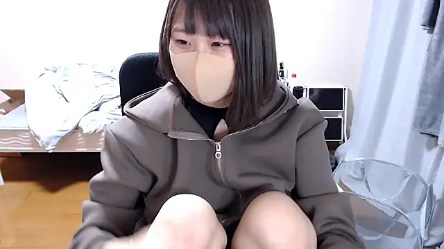 izumi  123 online show from February 28, 2025, 10:52 am