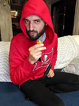 Snapshot of Jade_Emeraud chatting on December 6, 2024, 11:03 pm Jade Emeraud online show from December 6, 2024, 11:03 pm