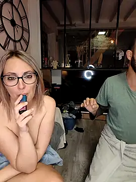 Snapshot of Jade_Emeraud chatting on March 18, 2025, 11:20 pm Jade Emeraud online show from March 18, 2025, 11:20 pm