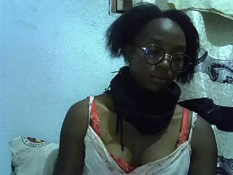 ElianeHot online show from January 22, 2025, 6:20 pm