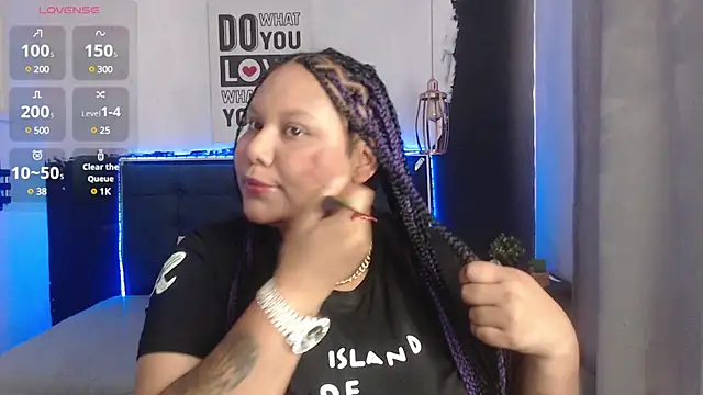 Alisteresa  online show from December 26, 2024, 3:53 pm