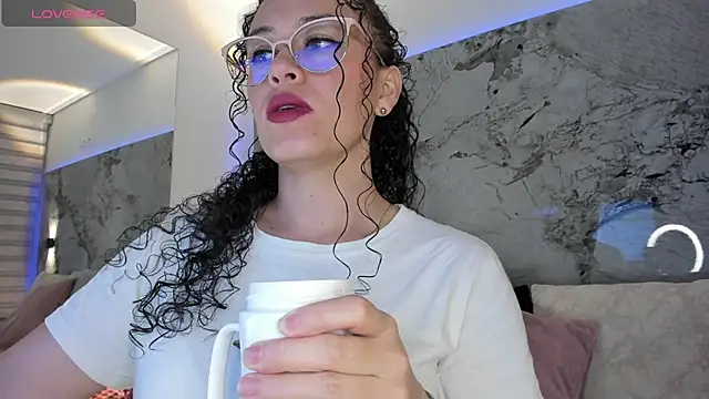 LIZ HOLMES online show from February 7, 2026, 10:19 am