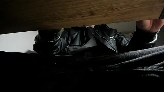 s sven03 online show from January 21, 2025, 4:54 am