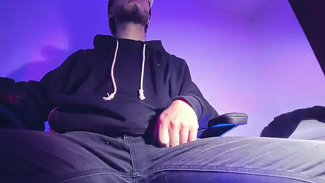 s sven03 online show from November 23, 2025, 12:43 am