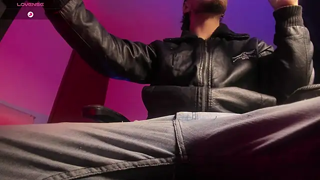 s sven03 online show from December 18, 2025, 5:02 am