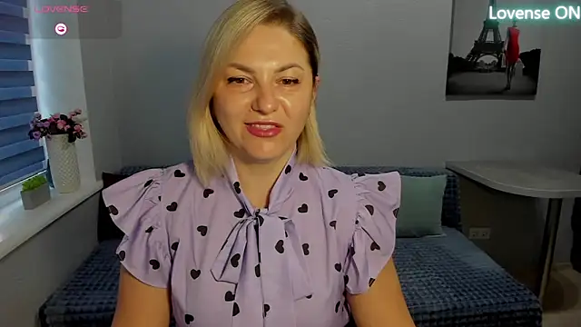 Snapshot of sweet___margaret chatting on March 14, 2025, 5:59 am sweet margaret online show from March 14, 2025, 5:59 am