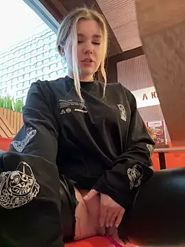 PumaShyXD online show from January 28, 2025, 10:23 am