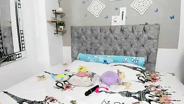 Snapshot of Alejandra_evanss chatting on December 14, 2024, 2:12 am Alejandra evanss online show from December 14, 2024, 2:12 am