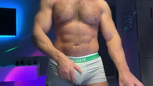 KarlosRichi online show from February 12, 2026, 1:50 pm