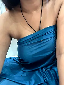 AASHI66 online show from September 22, 2025, 6:32 pm