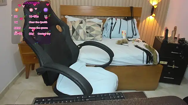 luciana ballesteros  online show from March 1, 2025, 12:56 pm