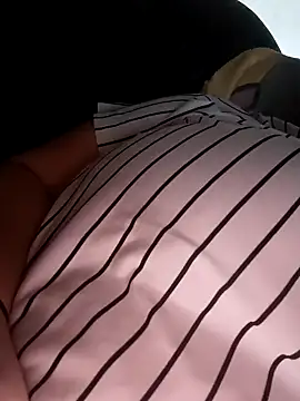 Snapshot of poussychats chatting on December 22, 2024, 1:22 pm poussychats online show from December 22, 2024, 1:22 pm