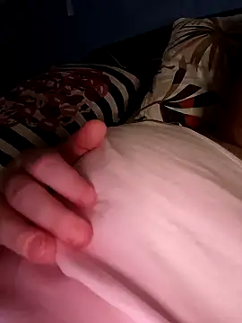 Snapshot of poussychats chatting on January 14, 2025, 8:04 pm poussychats online show from January 14, 2025, 8:04 pm