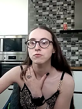 MartiniiSelenna online show from March 18, 2025, 12:58 pm