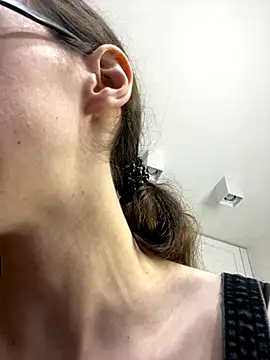 MartiniiSelenna online show from September 22, 2025, 5:53 am