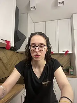 MartiniiSelenna online show from March 26, 2026, 6:30 am