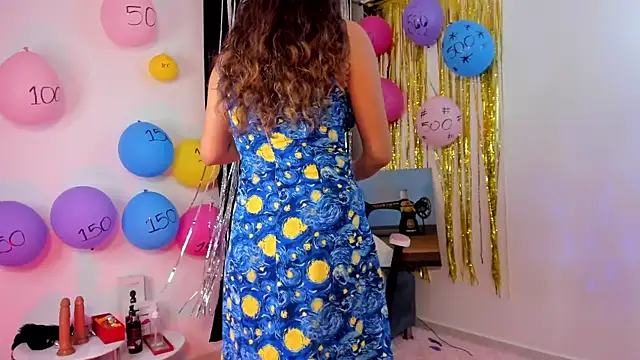 Snapshot of lovely_kitt chatting on February 9, 2025, 2:38 am lovely kitt online show from February 9, 2025, 2:38 am