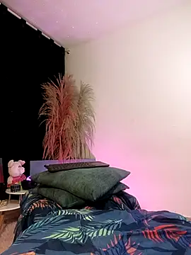 Snapshot of lovely_kitt chatting on October 5, 2025, 8:12 am lovely kitt online show from October 5, 2025, 8:12 am