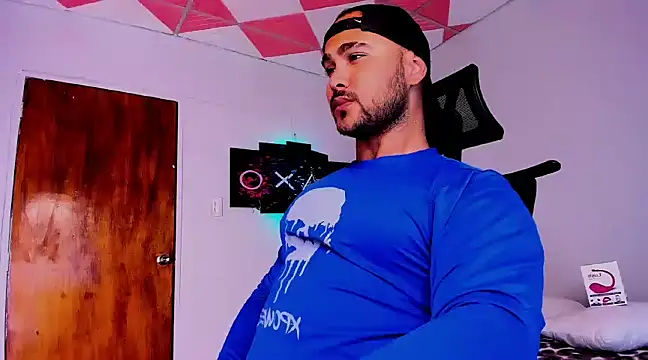 Sebas-hott online show from January 11, 2025, 3:23 am