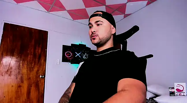 Sebas-hott online show from January 22, 2025, 2:15 am