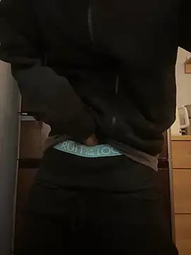 saku chan live online show from March 7, 2025, 7:38 pm