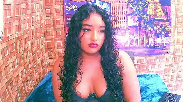 Snapshot of IndianAngel4u chatting on March 3, 2026, 5:35 am IndianAngel4u online show from March 3, 2026, 5:35 am