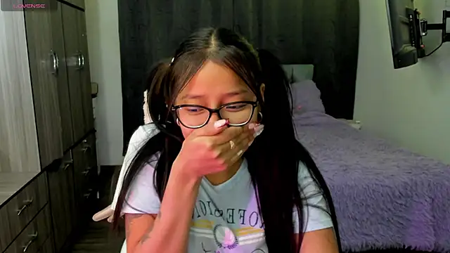 isa bellaa0 online show from December 6, 2024, 5:20 am