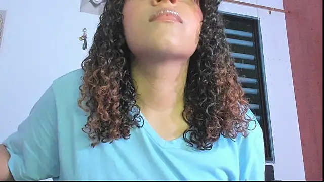 Ada gales  online show from November 12, 2025, 4:02 am