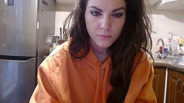 AliceTailor online show from September 24, 2025, 5:33 am