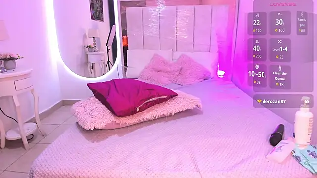 Snapshot of michelle_madson_ chatting on September 18, 2025, 2:35 am michelle madson online show from September 18, 2025, 2:35 am