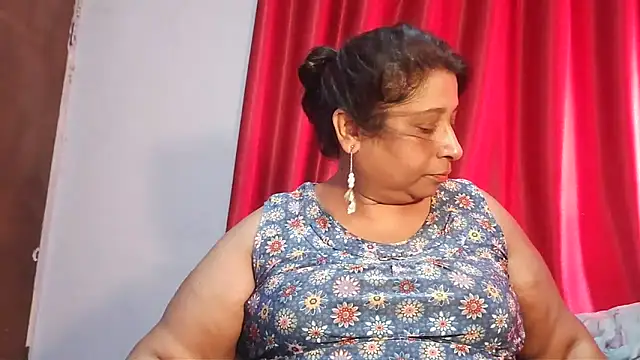 raniofsex02 online show from February 10, 2026, 1:37 pm