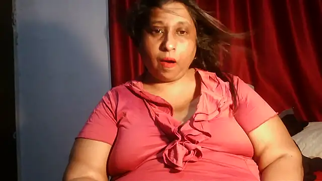 raniofsex02 online show from April 16, 2026, 8:42 pm