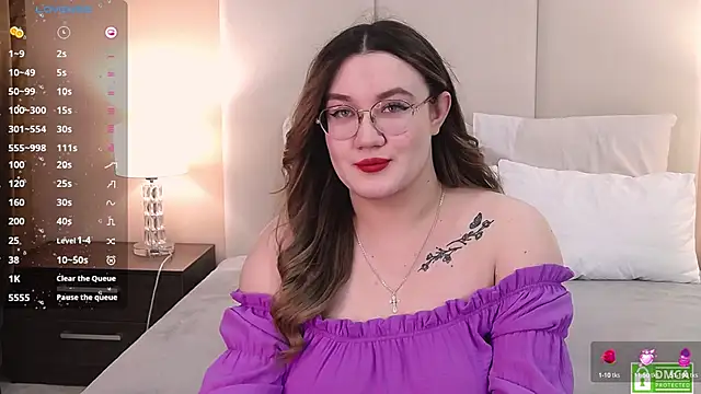 Nancy Mooree online show from January 30, 2025, 12:59 pm