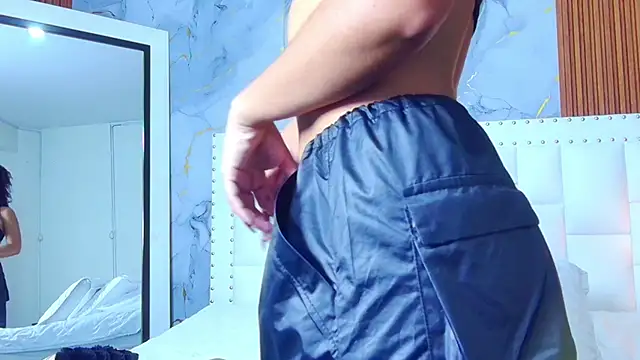 littleebonny online show from March 3, 2025, 7:49 pm