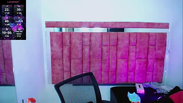 KayleighDreams  online show from March 26, 2026, 3:01 am