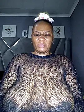 CocoBootyyy online show from June 11, 2026, 4:54 am
