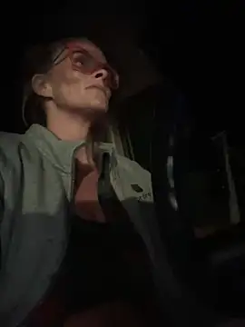 vixendoll87 online show from March 7, 2025, 1:20 am